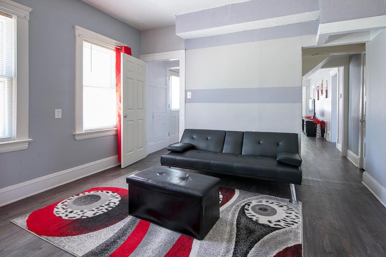 The Rubi Lounge - Spacious Brooklyn Centre Modern Escape Near Downtown With Parking, 300Mb Wifi & Self Check-In Κλίβελαντ Εξωτερικό φωτογραφία
